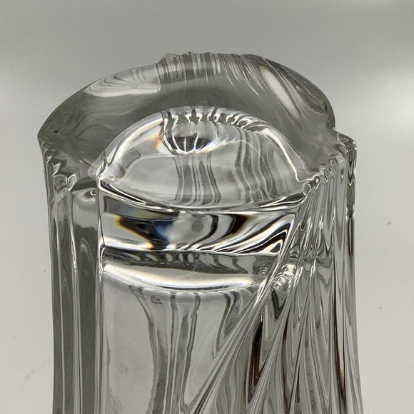 Large 10” Fluted Crystal Vase - Picture 14 of 14